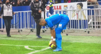 阿莫林：利马差不多已具备参赛条件，我们要捍卫主场胜利