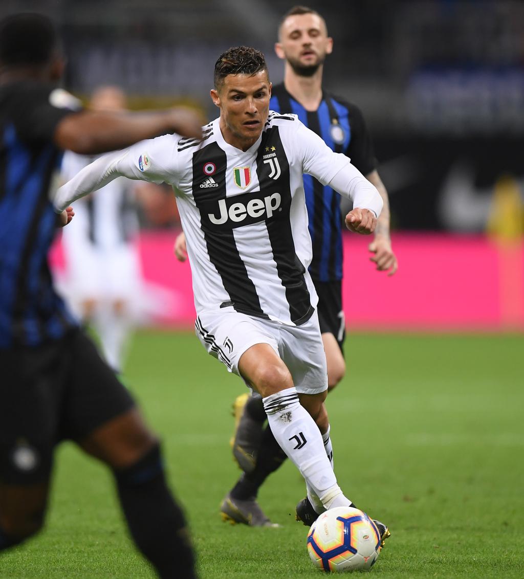 中后卫精准补防，挽救球队险境