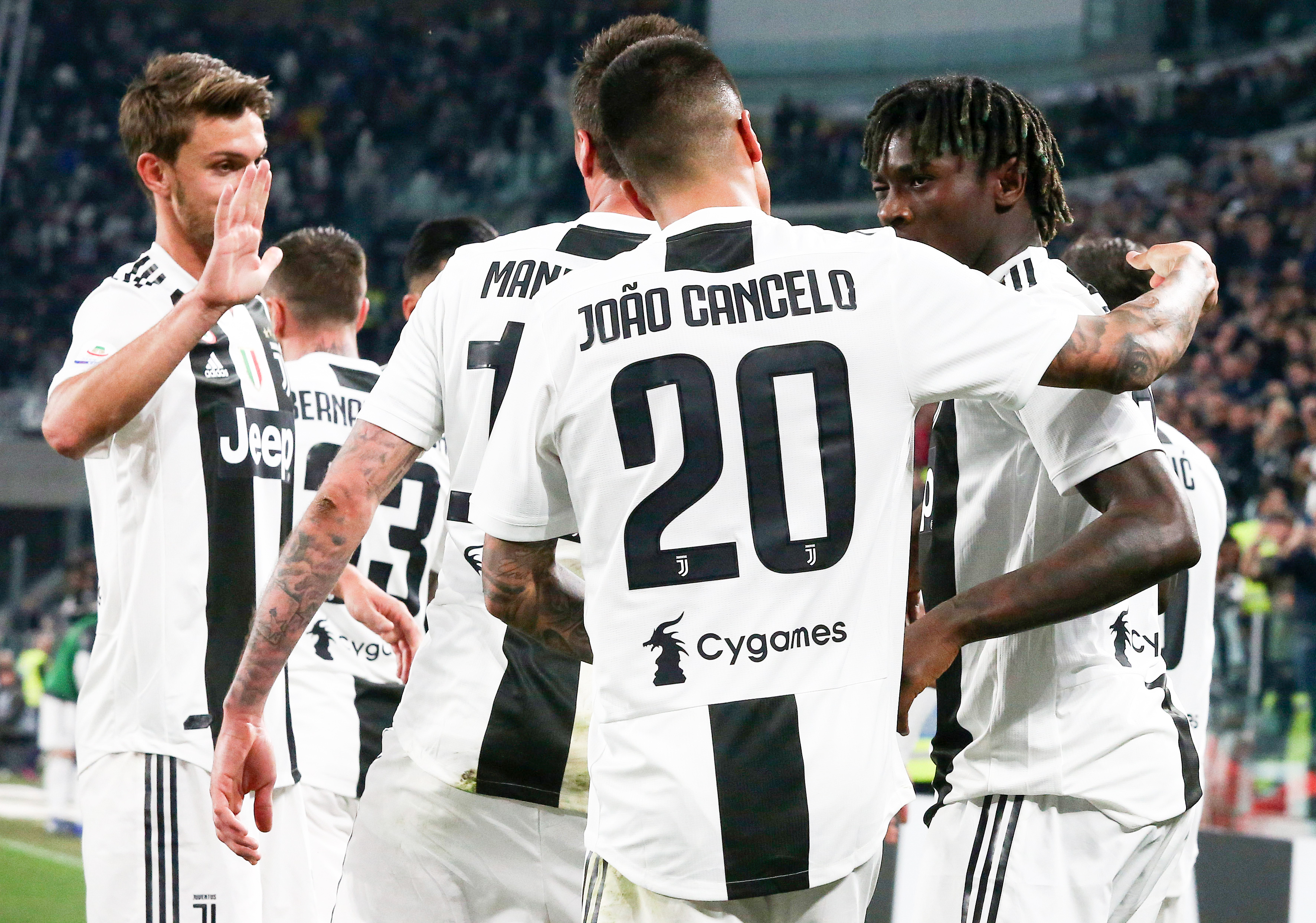 高票当选！孙兴慜世界波连续三年获得韩国足协年度最佳进球（孙兴慜世界波三连庄：高票斩获韩国足协年度最佳进球）