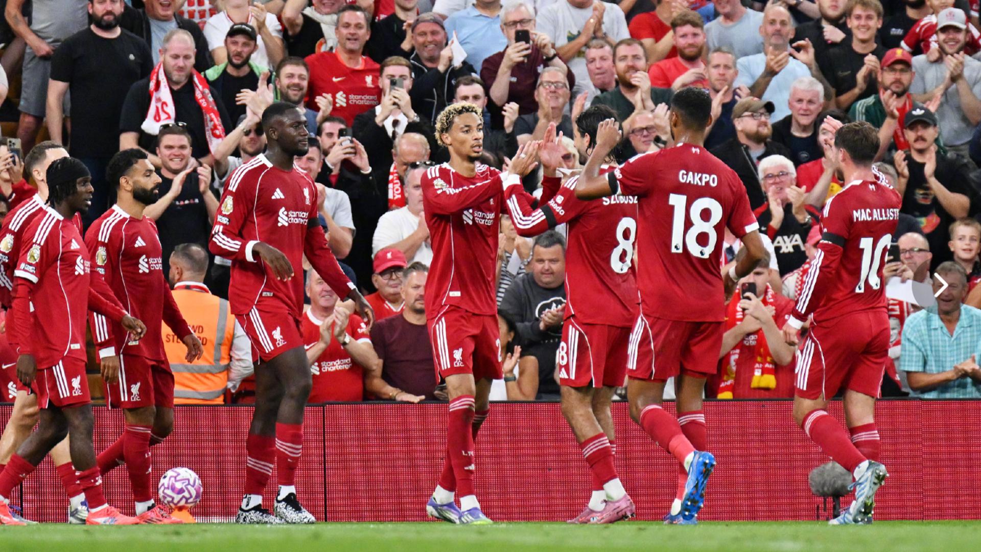 斯科尔斯、卡拉格都认为：哈白布是足球历史上最佳中场组合（斯科尔斯与卡拉格一致认定：哈白布堪称足坛史上最强中场三人组）