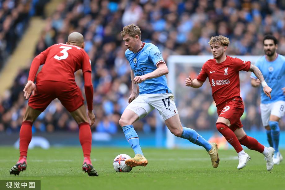 天助拜仁：3-1大冷门,26岁韩国球星闪耀欧洲,德甲第12掀翻德甲第2（3-1爆冷！德甲第12掀翻第2，26岁韩国球星大放异彩，拜仁笑纳利好）