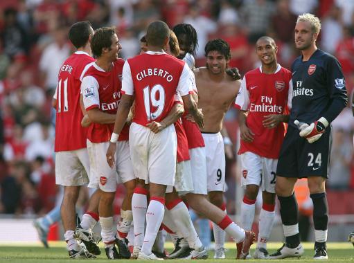 德甲霸主制造惨案，13轮12胜，凯恩踢疯了：替补轰入3球