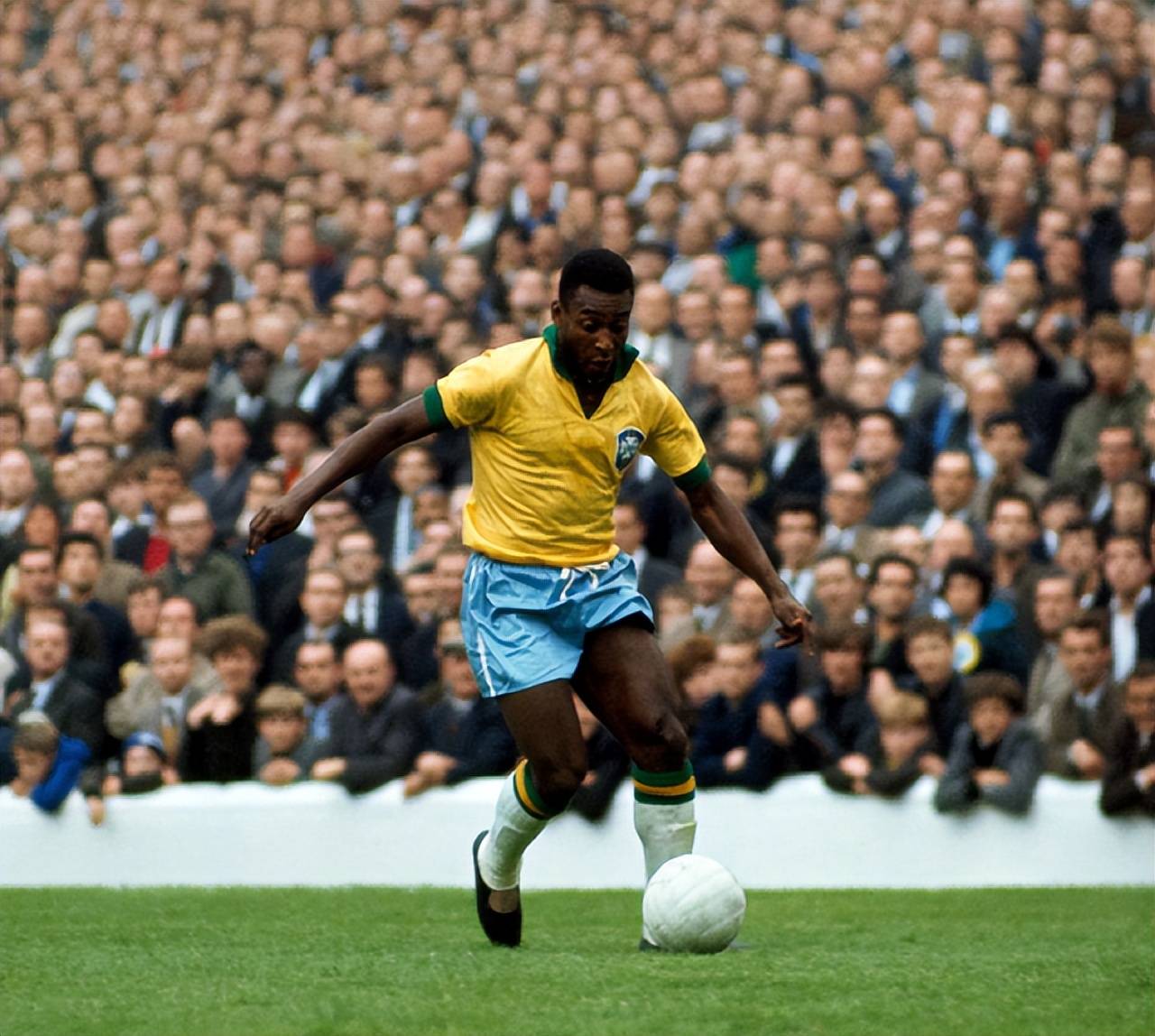 旧将佩内夫患肾癌需要手术，瓦伦西亚为其筹款