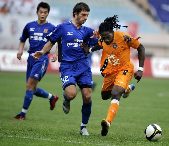 马丁内斯：C罗没有暴力行为，他只是想摆脱防守他的人