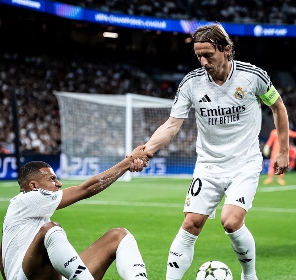 埃兰加：这只是我们和波特的首战，换成其他时候我们会赢球（埃兰加：与波特首次过招而已，换个时机我们就能取胜）