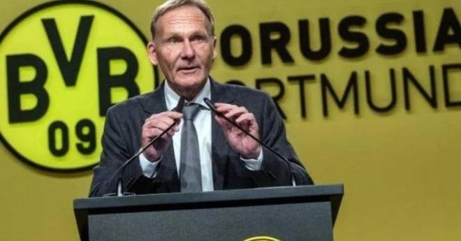 欧文谈萨拉赫言论：这是团队运动，真的不应该公开说那些话