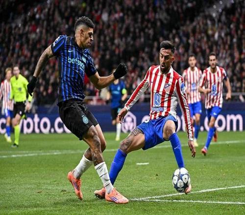 阿莫林：我喜欢马兹拉维的性格，曼联的领导小组不只是看年龄