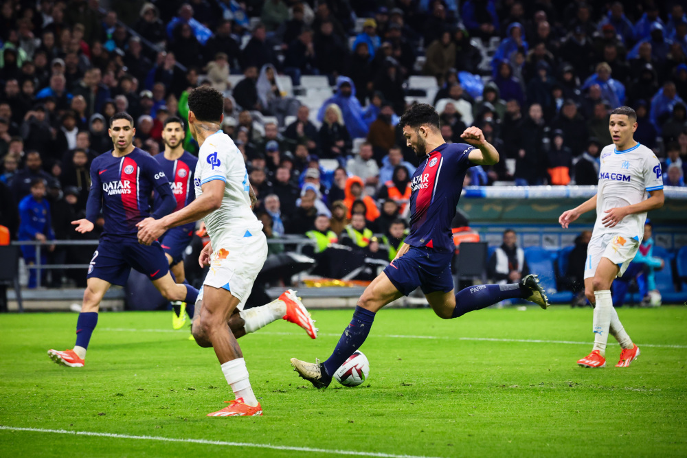 鲁尼：谢什科的控球能力还是比霍伊伦强的，未来会越来越好