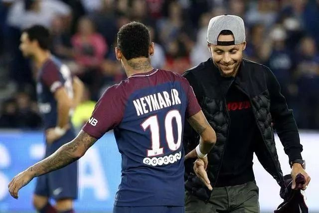 欧冠生死战!数据：曼城主场无惧皇马 或2-1小胜（欧冠生死局：数据看好曼城主场不惧皇马，或2-1险胜）